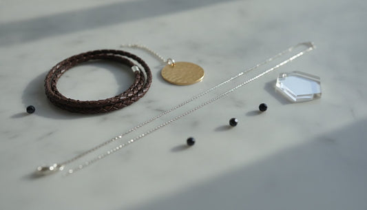 Best Materials for Custom Jewelry: A Guide to Choosing Heartfelt Keepsakes