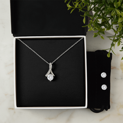 Alluring Beauty Necklace & Earring Set  |  An elegant sparkle designed to captivate and shine
