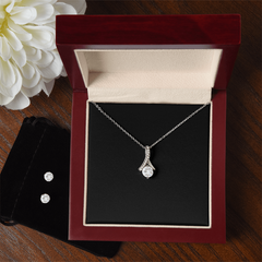 Alluring Beauty Necklace & Earring Set  |  An elegant sparkle designed to captivate and shine